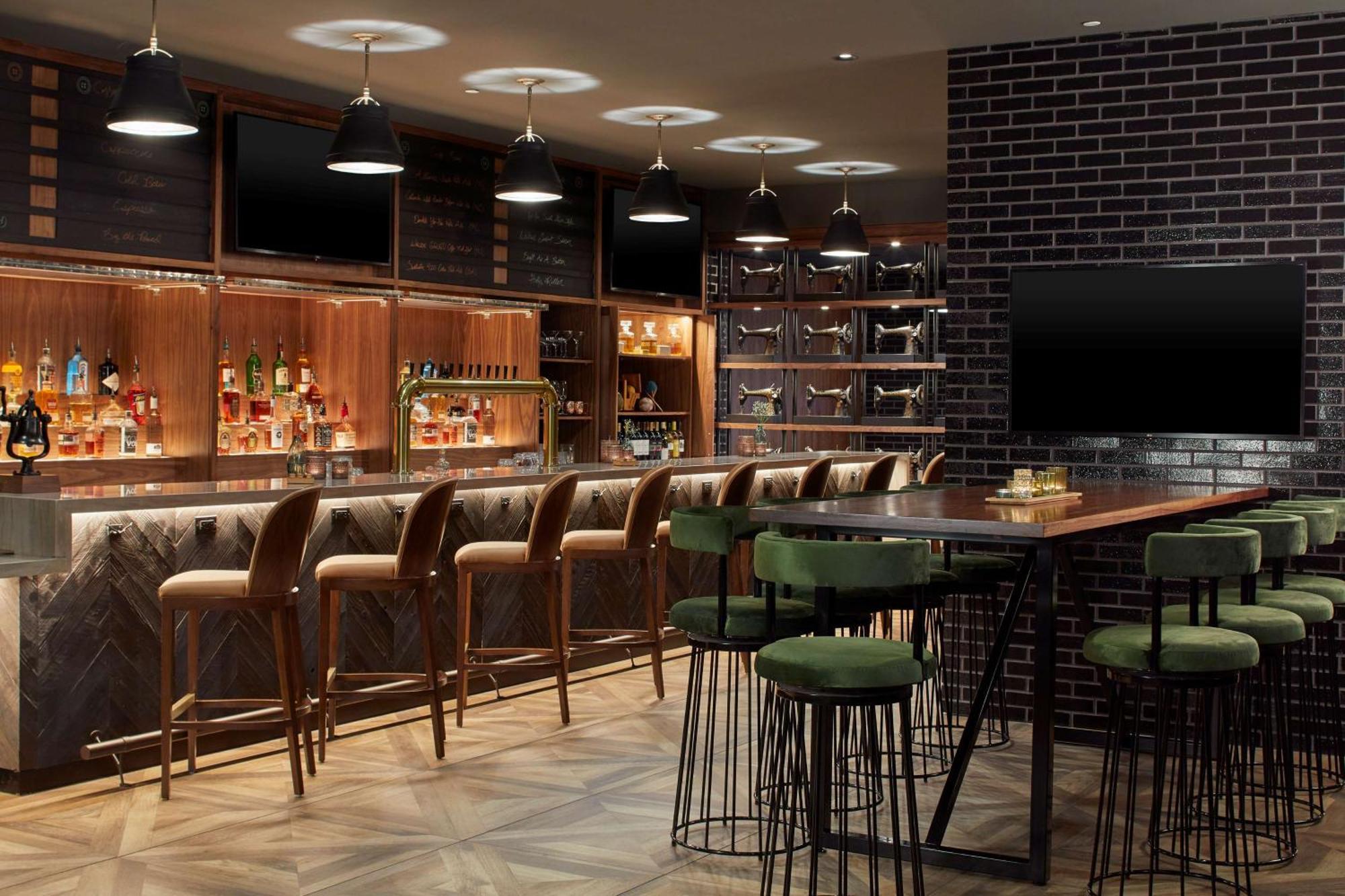 Cumberland House Knoxville, Tapestry Collection By Hilton Exteriör bild