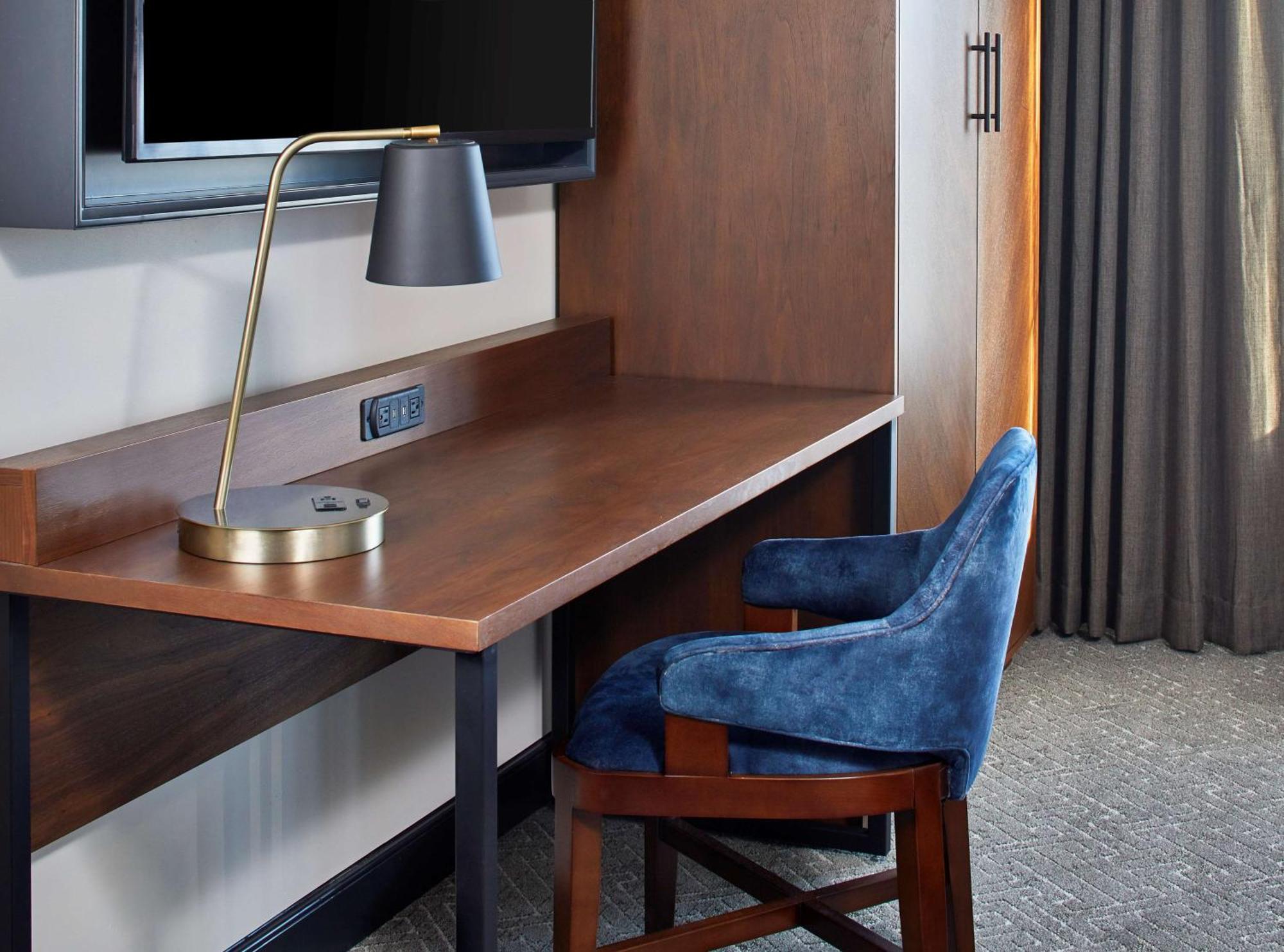 Cumberland House Knoxville, Tapestry Collection By Hilton Exteriör bild